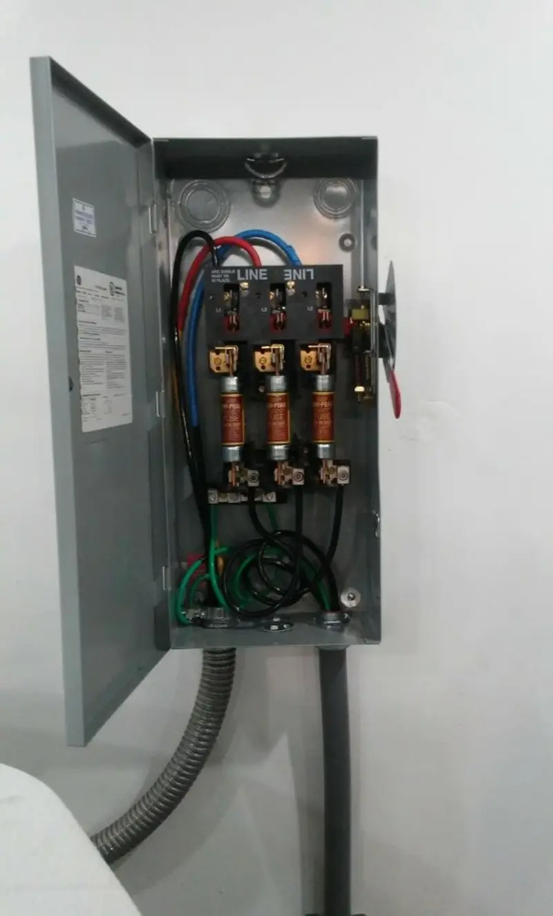 Three-phase disconnect switch installed for Electrical Wiring & Rewiring in Pleasant Hill